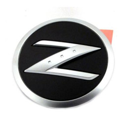 Logo "Z" d'aile avant...